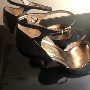 Kenneth Cole strappy sexy all leather uppers and lowers, vintage.